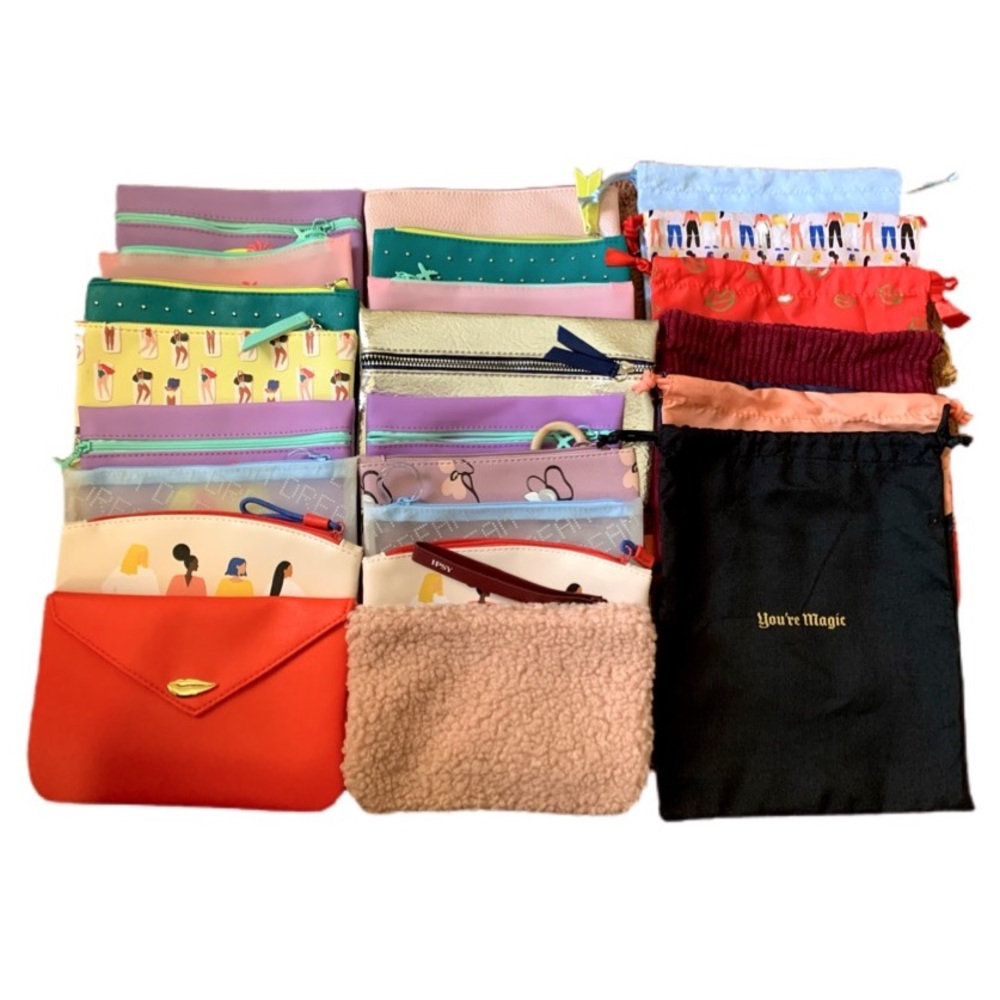 @mmahansen1 lot of 80 Empty Ipsy Bags